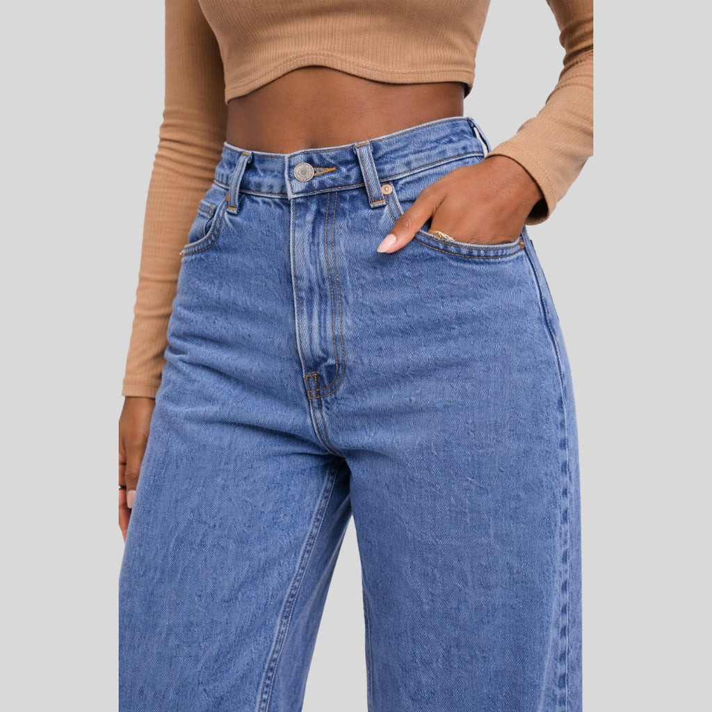 Jean Wide Leg Tiro Alto