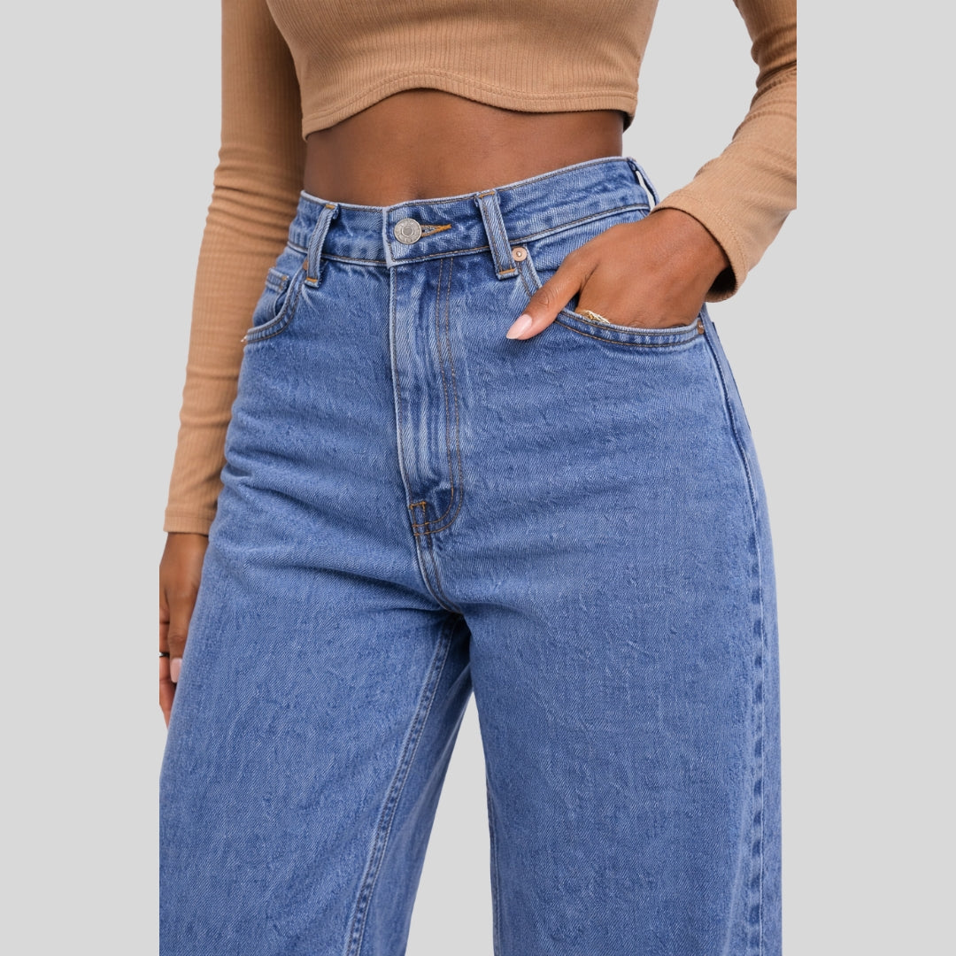 Jean Wide Leg Tiro Alto
