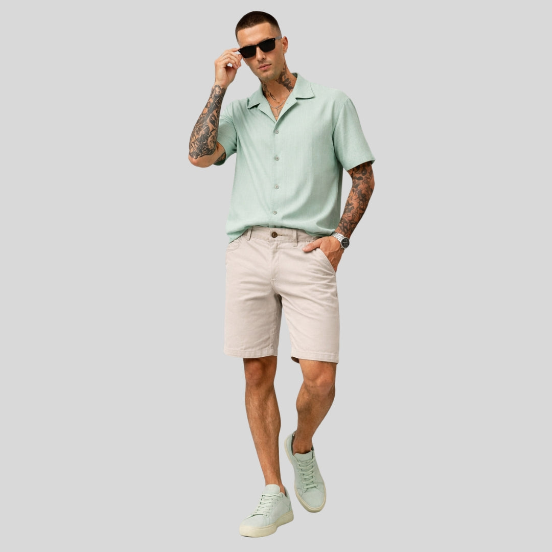 Bermuda Corte Moderno